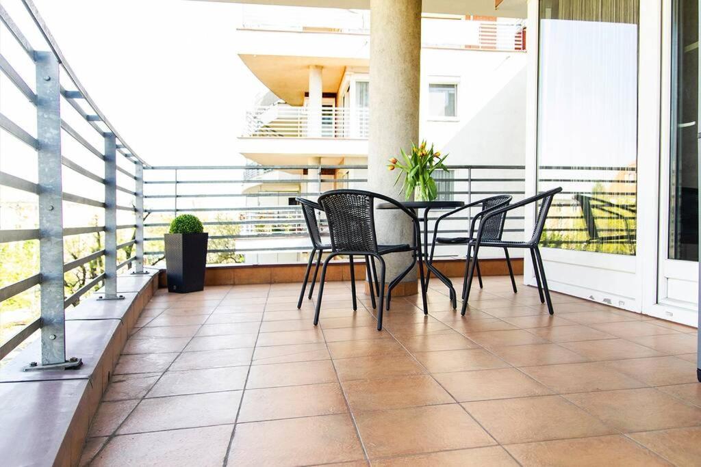 בודפשט Vip Mini Resort,Private Parking & Balcony מראה חיצוני תמונה