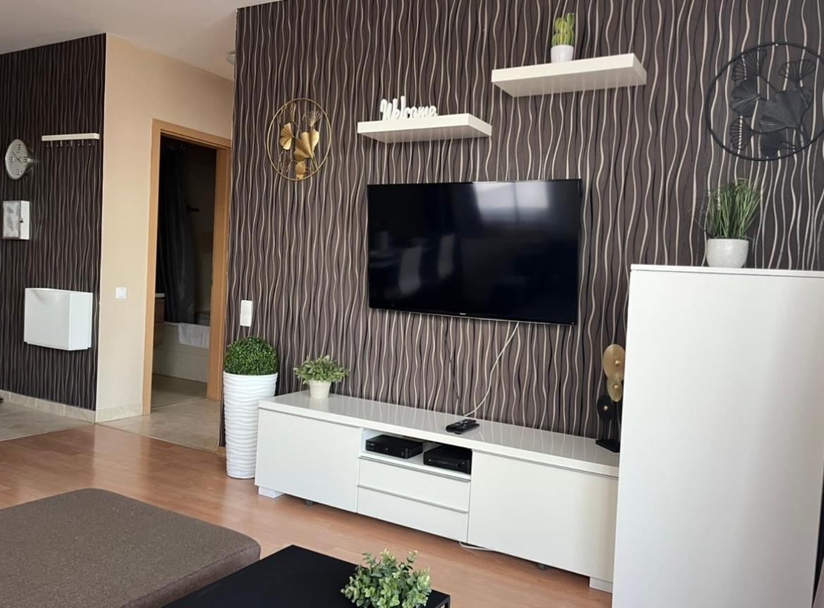 בודפשט Vip Mini Resort,Private Parking & Balcony מראה חיצוני תמונה